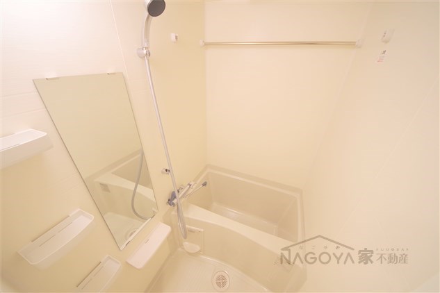 プレサンスジェネ千種内山 風呂画像