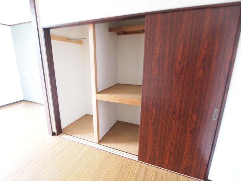 稲畑ハイツＡ棟 収納