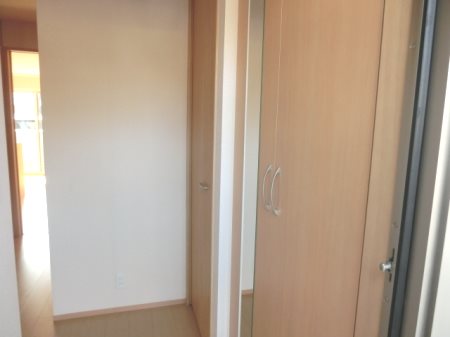 茨城県土浦市中高津１丁目 玄関