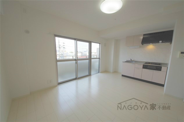 エスペランサ浄心 リビング