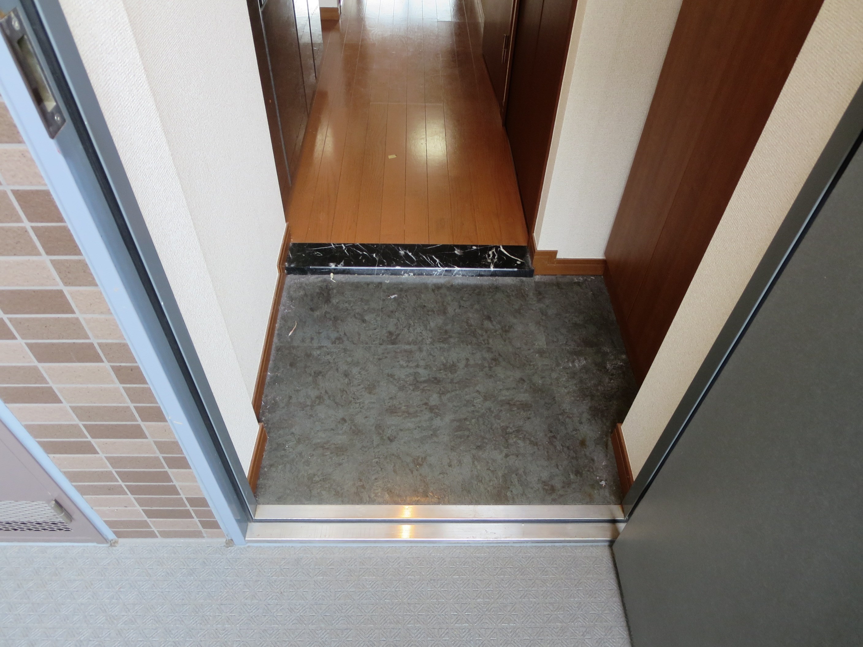 玄関 パークウェルツインズ戸越銀座壱番館 玄関