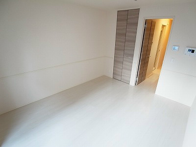 アドラブール ベッドルーム