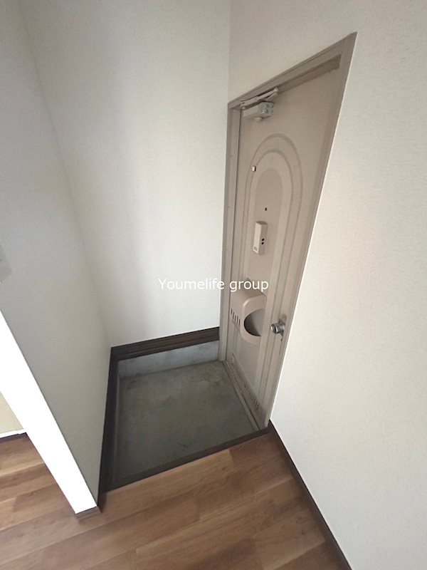 ヒルサイドK  玄関