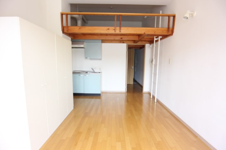 Badge新長田 リビング