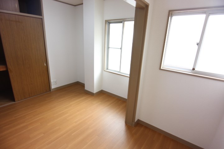 マンション輪泉 ベッドルーム