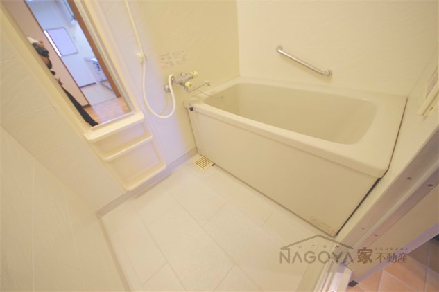 バンベール金山 風呂画像