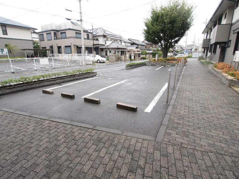 カッセルⅡ 駐車場