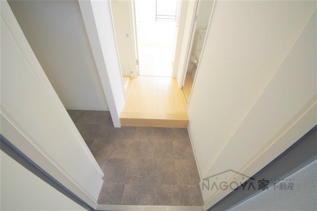 ＹＺ　Ｍａｈｏｒｏｂａ 玄関