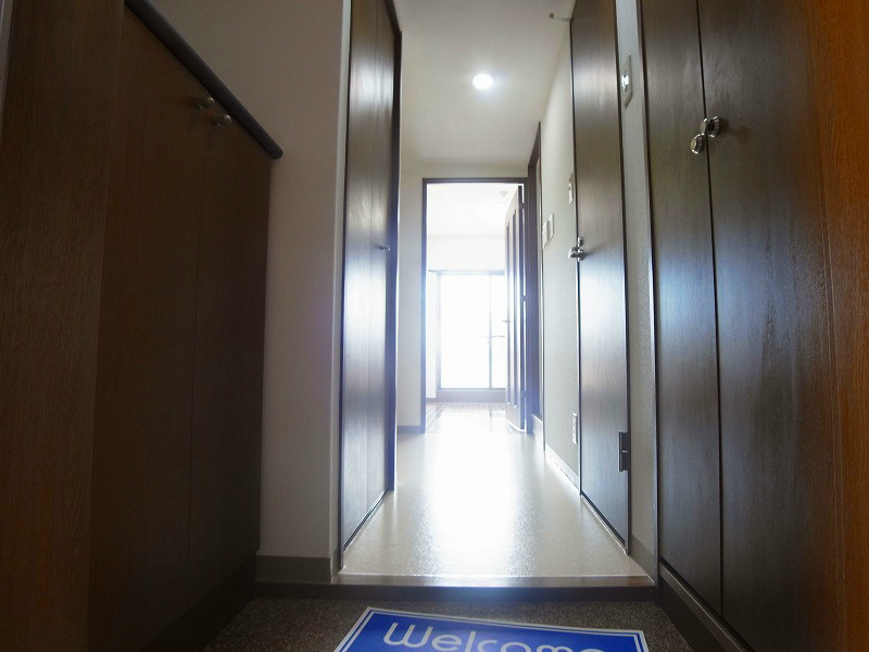 ソレイユ天王台 玄関