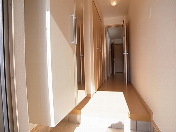 ブリーズＫ 玄関