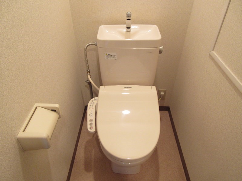 クレセール阿波座 トイレ