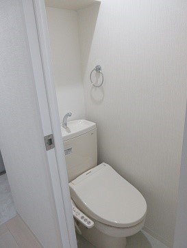 モノリス トイレ