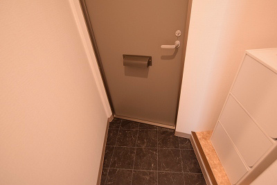 第28明智ビル 玄関