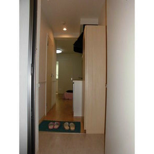 Casa Avenue TSURUMAI 玄関