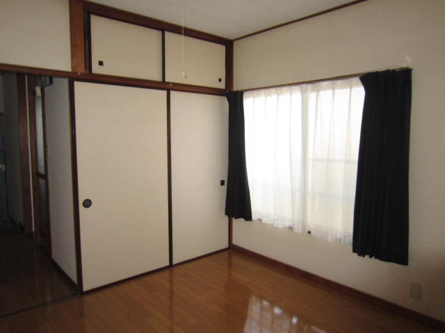 羽場崎マンション 収納