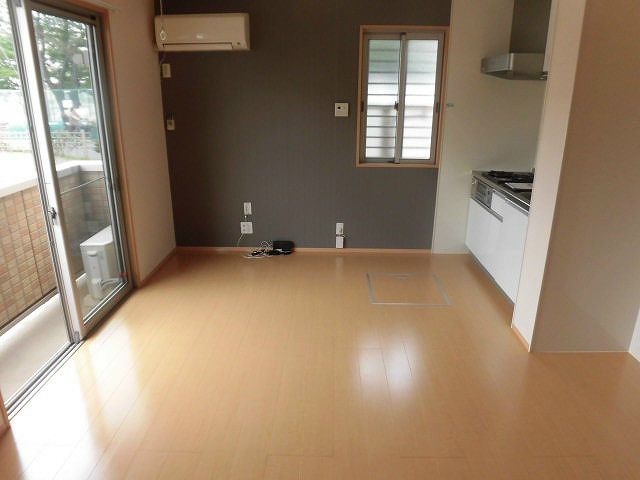 フローラ リビング