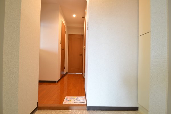 アクロス立川Ⅱ 玄関