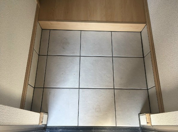 愛知県名古屋市千種区川崎町２丁目 玄関