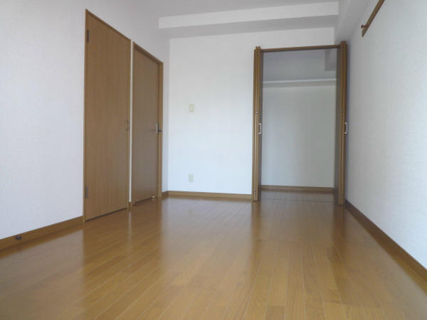 ブルーアイズ中央 ベッドルーム