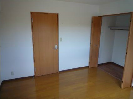 レオパール ベッドルーム