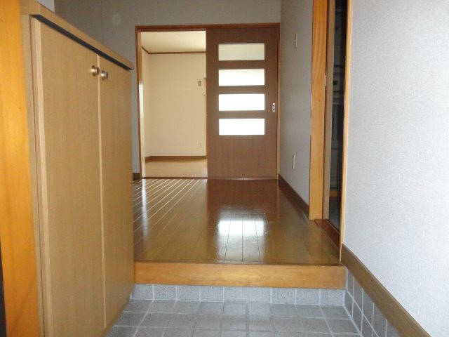 ウイングプラザ 玄関