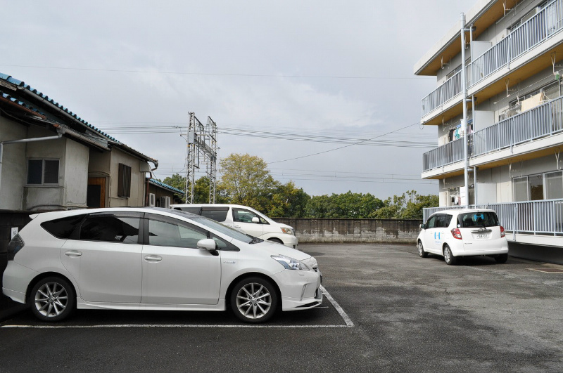 広野ハイツ 駐車場