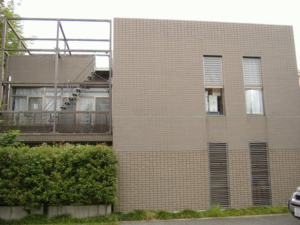 サリーレ成城 101号室 外観