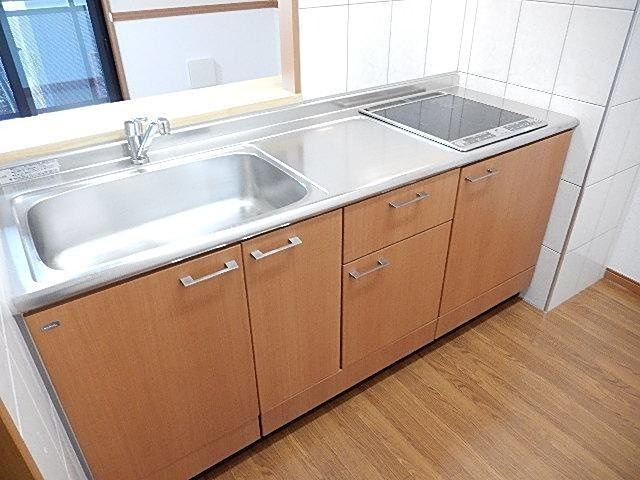 東京都武蔵村山市榎３丁目 キッチン