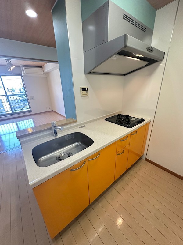 マーヴェル岸谷 キッチン