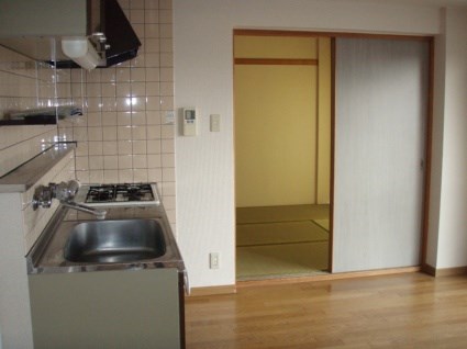 岐阜県岐阜市加納青藤町２丁目 ベッドルーム