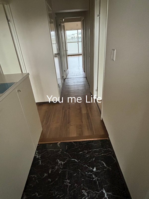 ヒルズ南戸塚3号棟 玄関