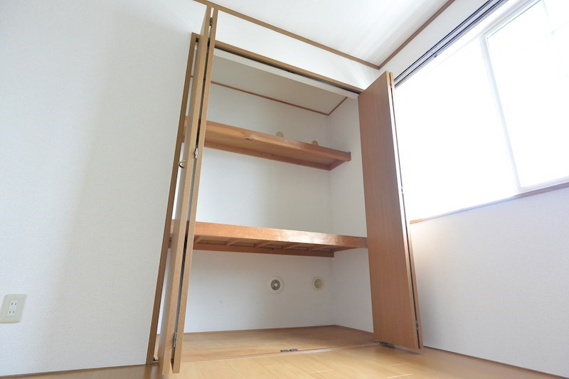 ハイツシャルマン 収納