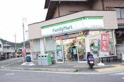 アクアコート北山 コンビニ