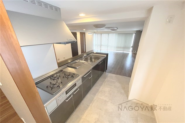 ハイウッド栄 キッチン