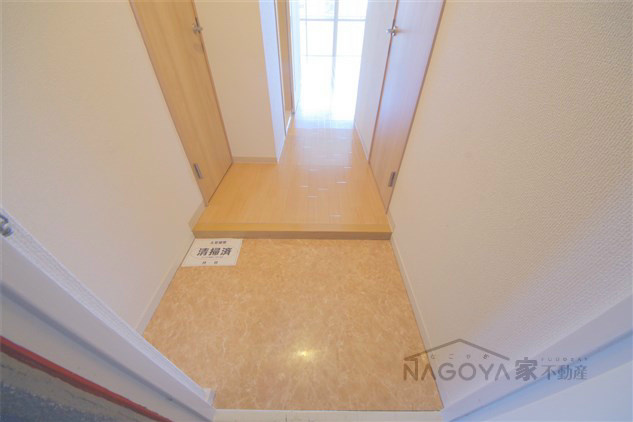 第３フクマルビル 玄関