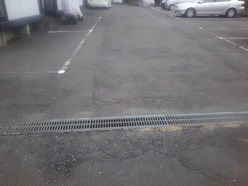 柴田ガーデンハイツＧ棟 駐車場
