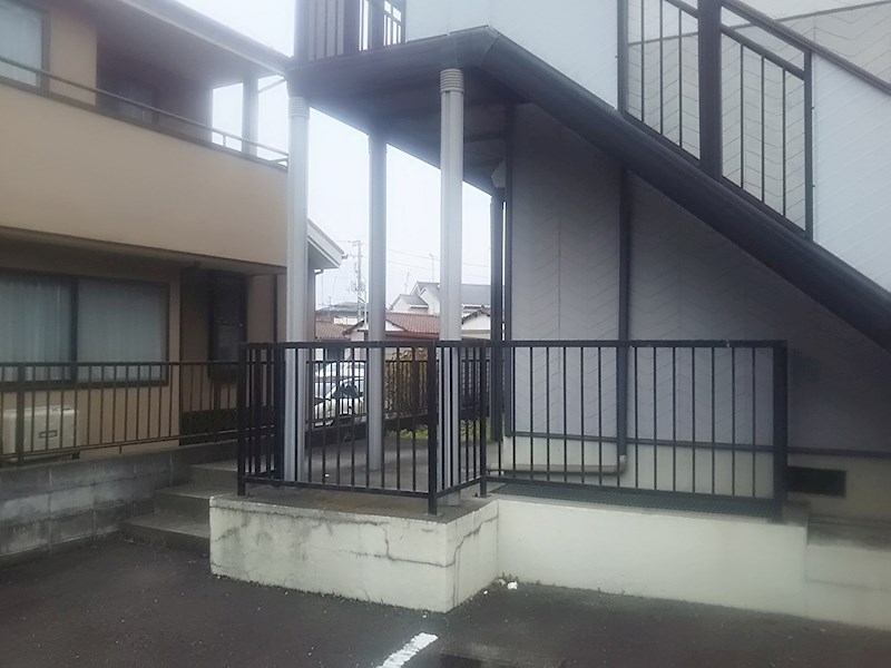 柴田ガーデンハイツＧ棟 エントランス