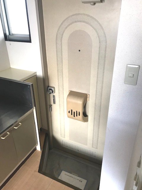 第一カーサ尾崎 玄関