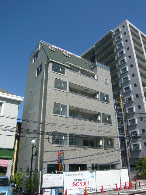 エトワルブラン星 301号室 外観