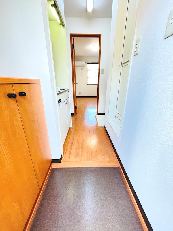 サンアロー 玄関