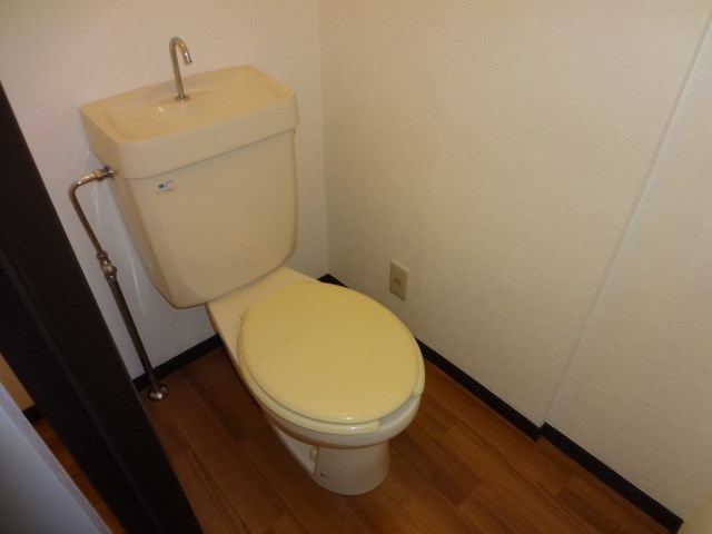 八重山ハイツ トイレ