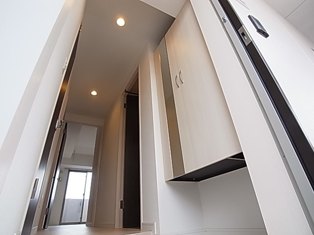 セレス稔台 玄関