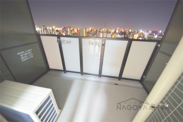 プレサンスジェネ鶴舞 ベランダ