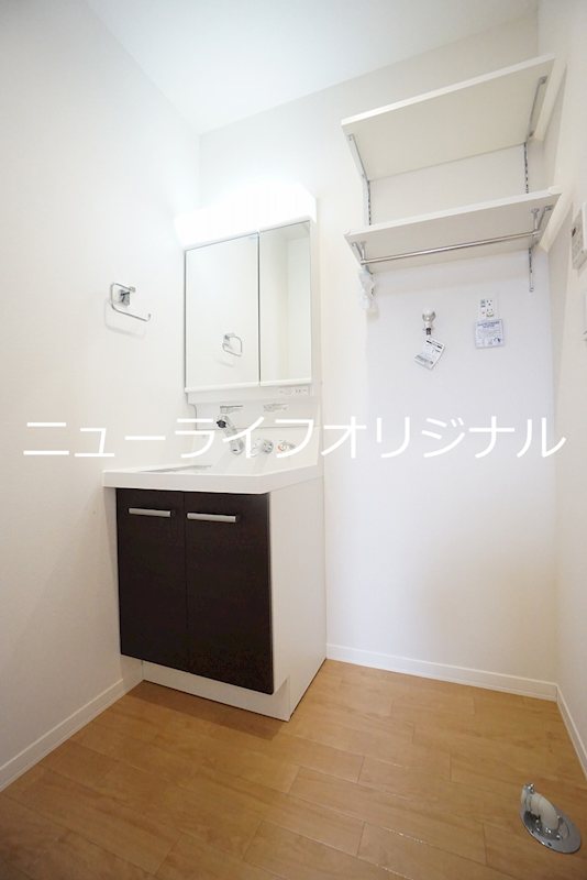 エレガンス湘南 洗面所