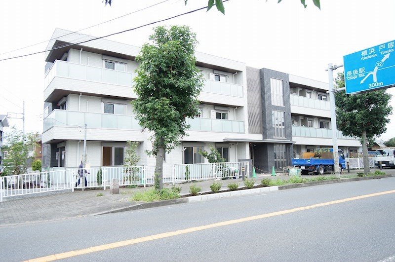 エレガンス湘南 外観