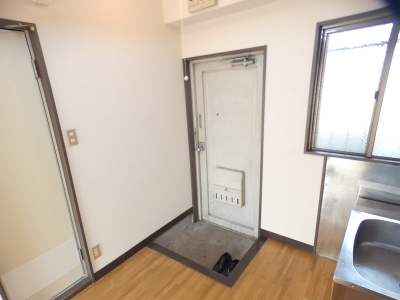 マンション葉山中井 玄関