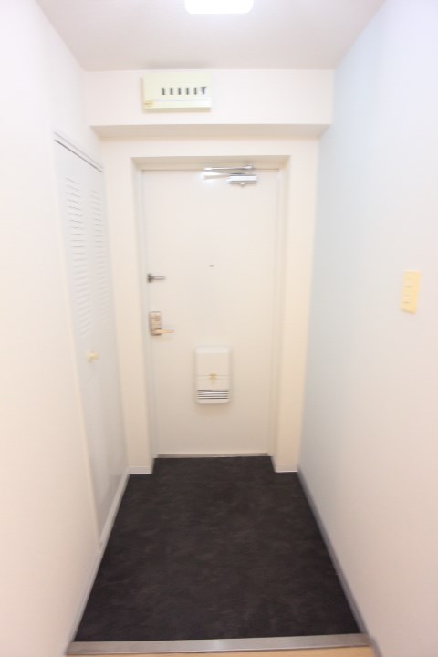 ベルトゥリー若草 玄関