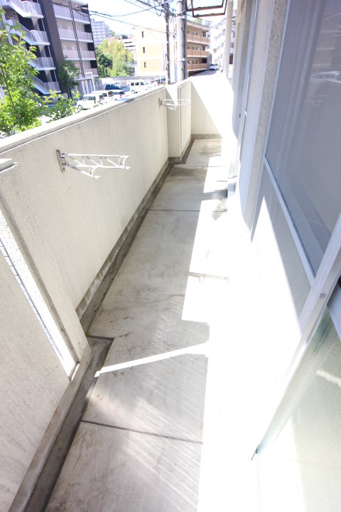 ベルトゥリー若草 ベランダ