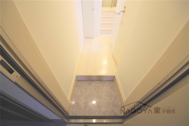 ハーモニーテラス白金 玄関