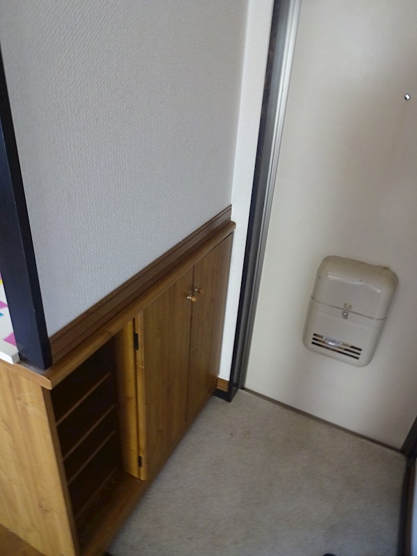 榎本ハイツ 玄関